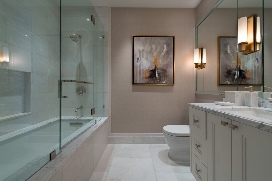 Platinum Luxury Auctions_21_PLA_Bathroom